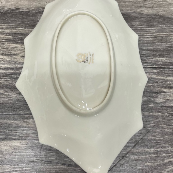 Lenox Special Leaf Dish – Ivory Porcelain with 22k‎ Gold Trim – Vintage USA - Picture 5 of 7
